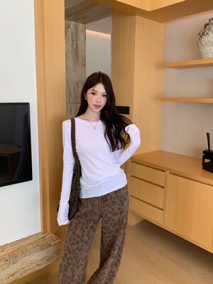 RUNXI闰熙1805薄款打底衫女韩系纯色简约修身显瘦长袖T恤上衣内搭