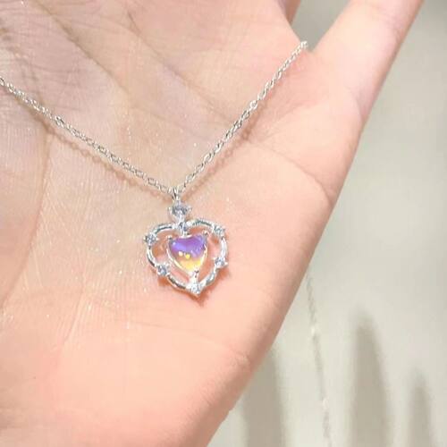 小红书同款渐变爱心项链女小众设计高级感学生爱心锁骨链冬季温柔