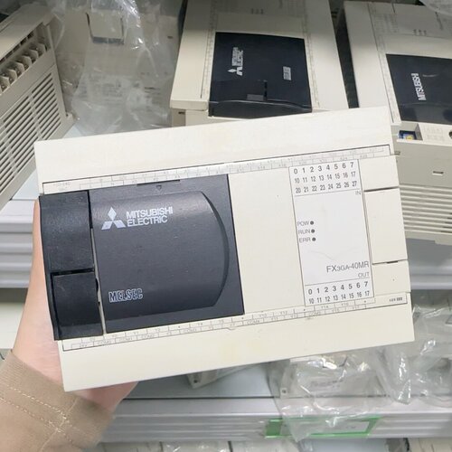 议价FX3GA-40MR-CM 可编程逻辑控制器 工控自动化模块维修