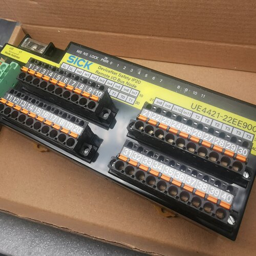 议价UE4421-22EE900 PLC模块 安全远程IO总线节点维修