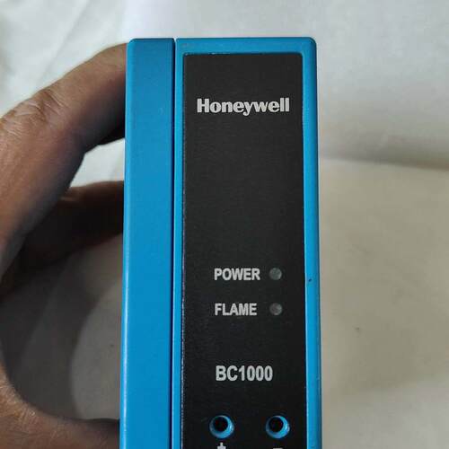 议价BC1000 火焰控制器 工业工控燃烧控制配件维修