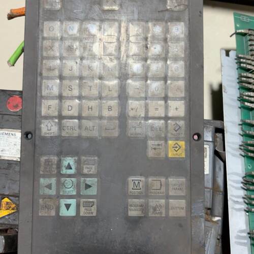 议价6FC5303-0DT12-1AA1 802DSL数控系统操作面板维修
