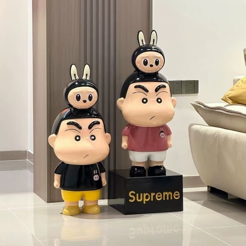 蜡笔小新手办落地大摆件