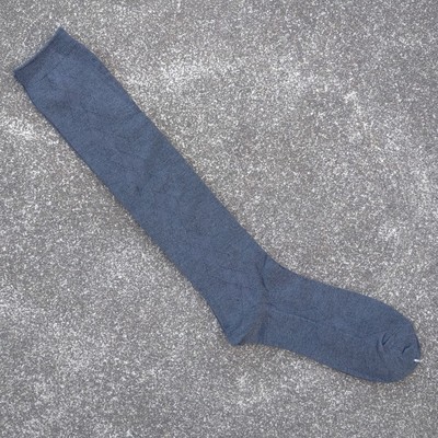 销售男女37-41码深灰色棉质菱形暗纹及膝长筒袜子