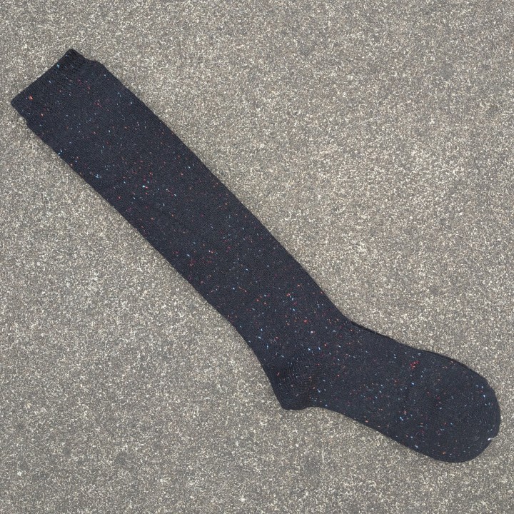 销售女36-40码彩棉保暖及膝长筒袜子