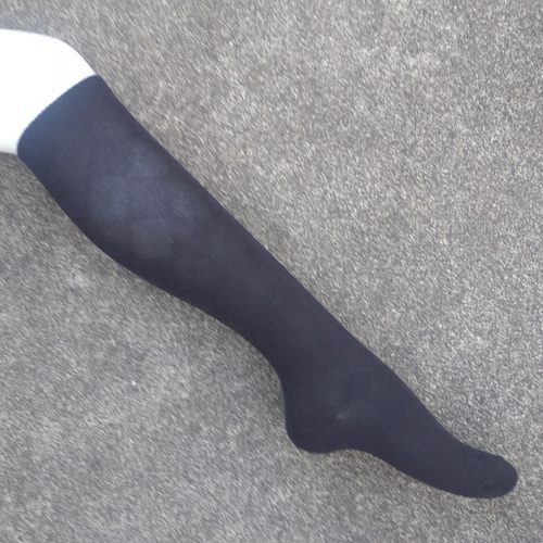 销售男女36-40码棉质菱形格暗纹及膝长筒袜子