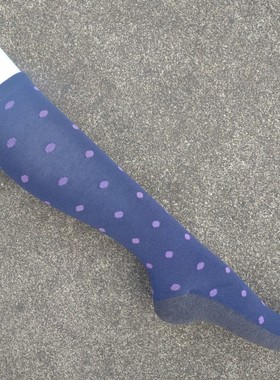 销售女35-38码棉质圆点图案及膝长筒袜子