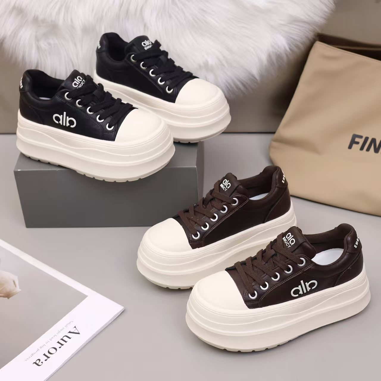 厚底增高秋季单鞋2025新款真皮厚底松糕鞋小个子增高休闲板鞋5521