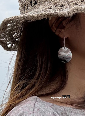 夜白极简天然黑蝶贝高级感耳钩耳夹耳环