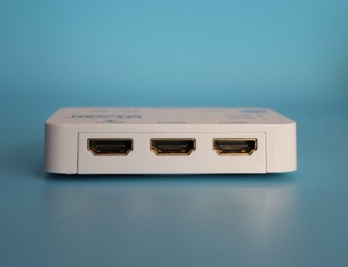 全新迈拓MT-SW301SR HDMI 3进1出切换器高清三进一出1080ACR4Kx2K