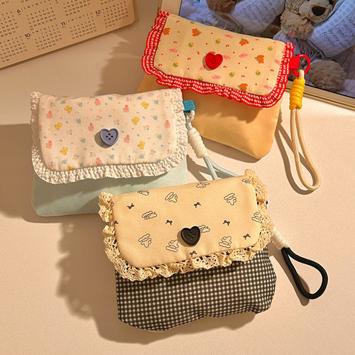 ins碎花卫生巾收纳包大容量学生便携姨妈巾小包月事包杂物零钱包