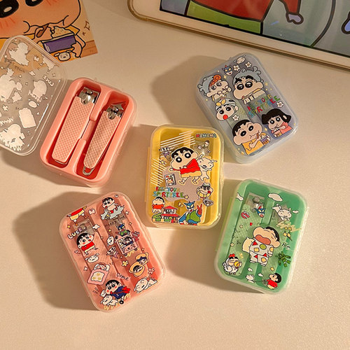 可爱蜡笔小新指甲剪套装女家用修甲工具学生便携指甲刀斜口指甲钳