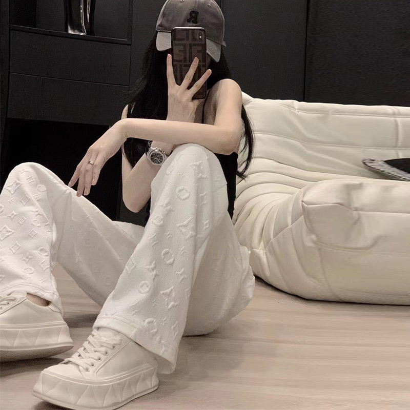 高级感白色裤子显高显瘦