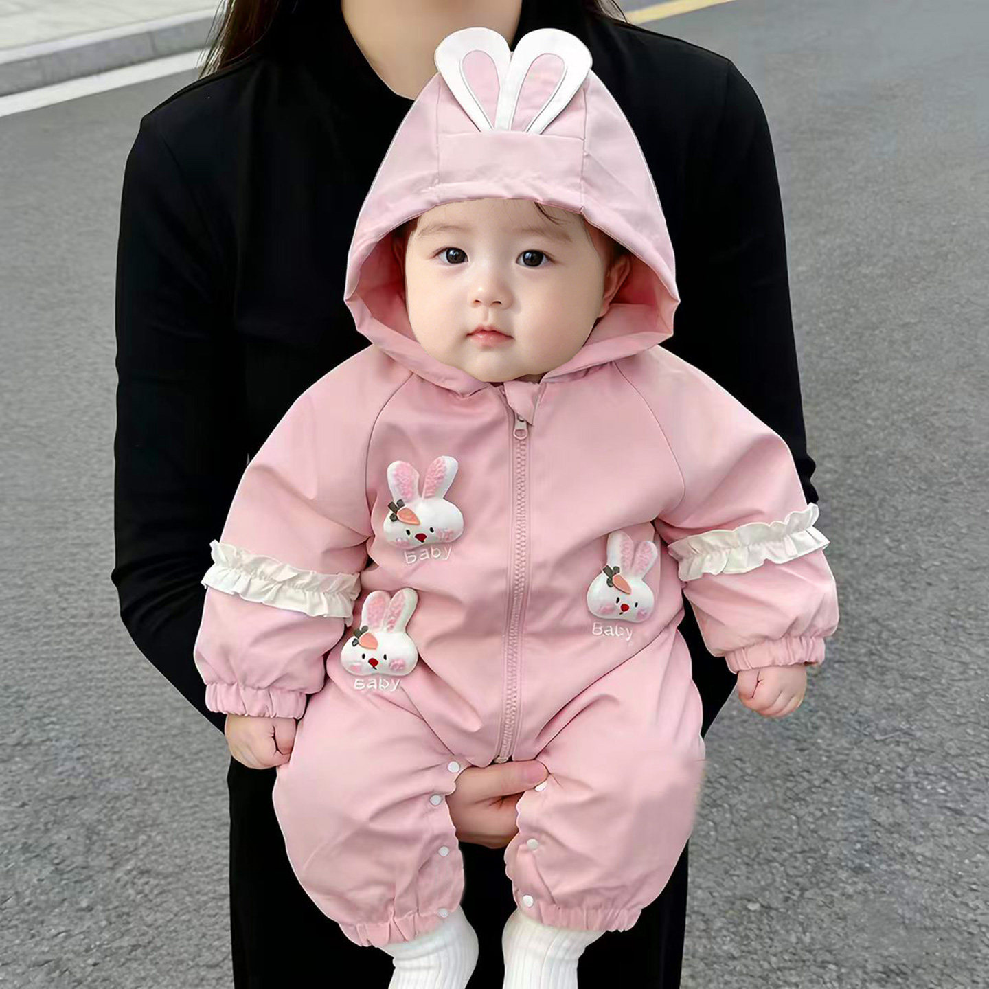 春秋女宝双层连帽外出连体哈衣图片