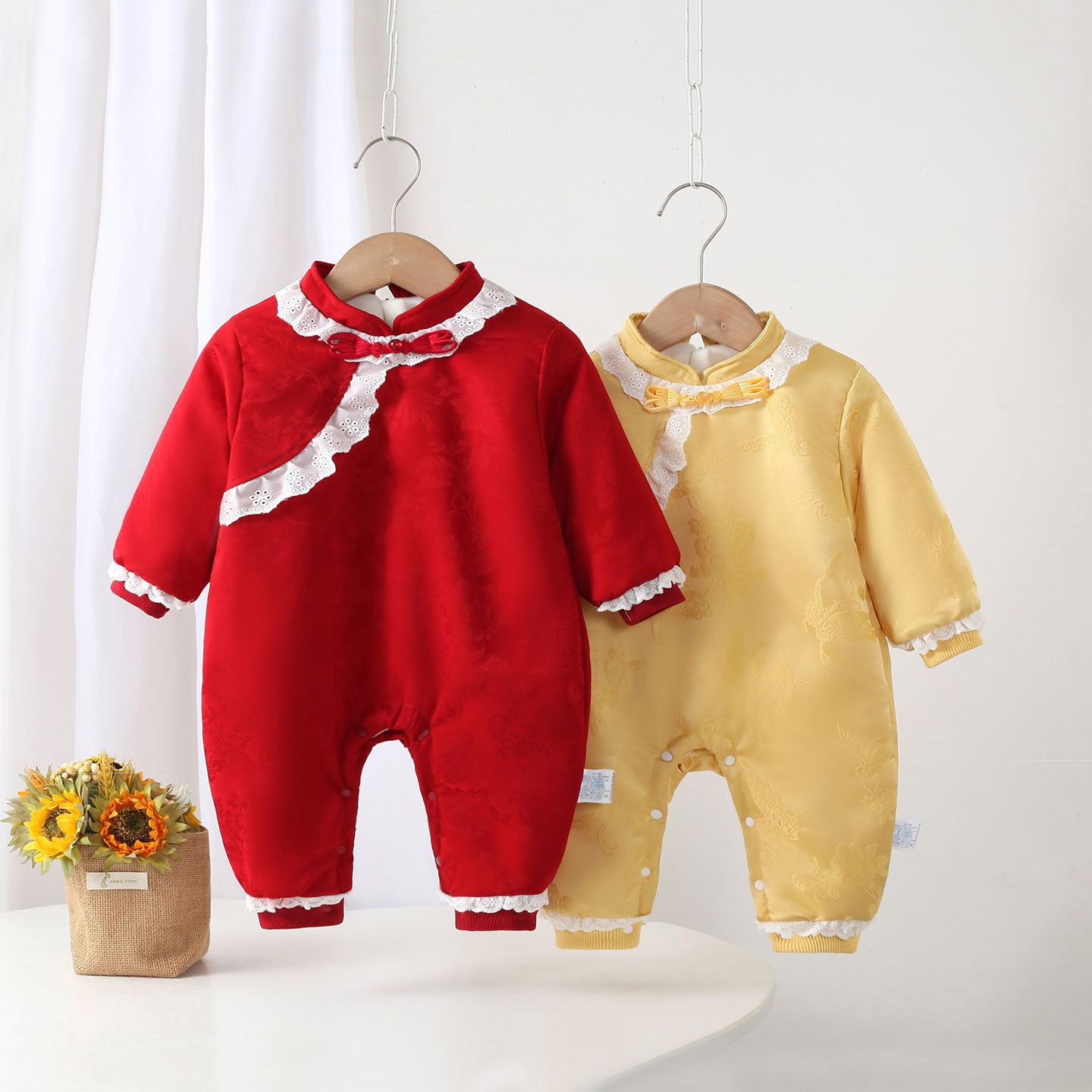 女宝宝秋冬夹棉连体衣旗袍