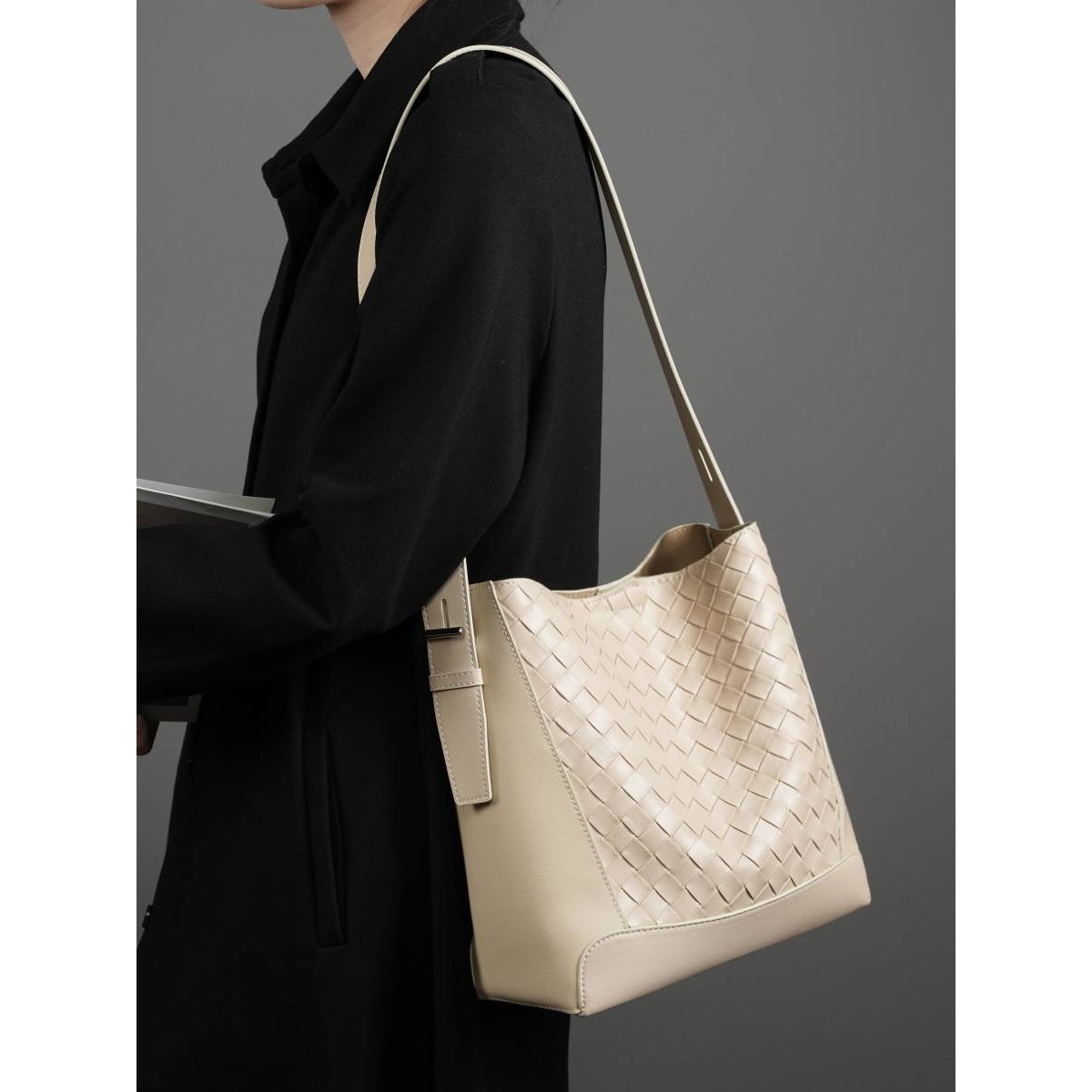 官方正品牛皮手工编织托特子母包新款真皮通勤大容量时尚单肩包斜