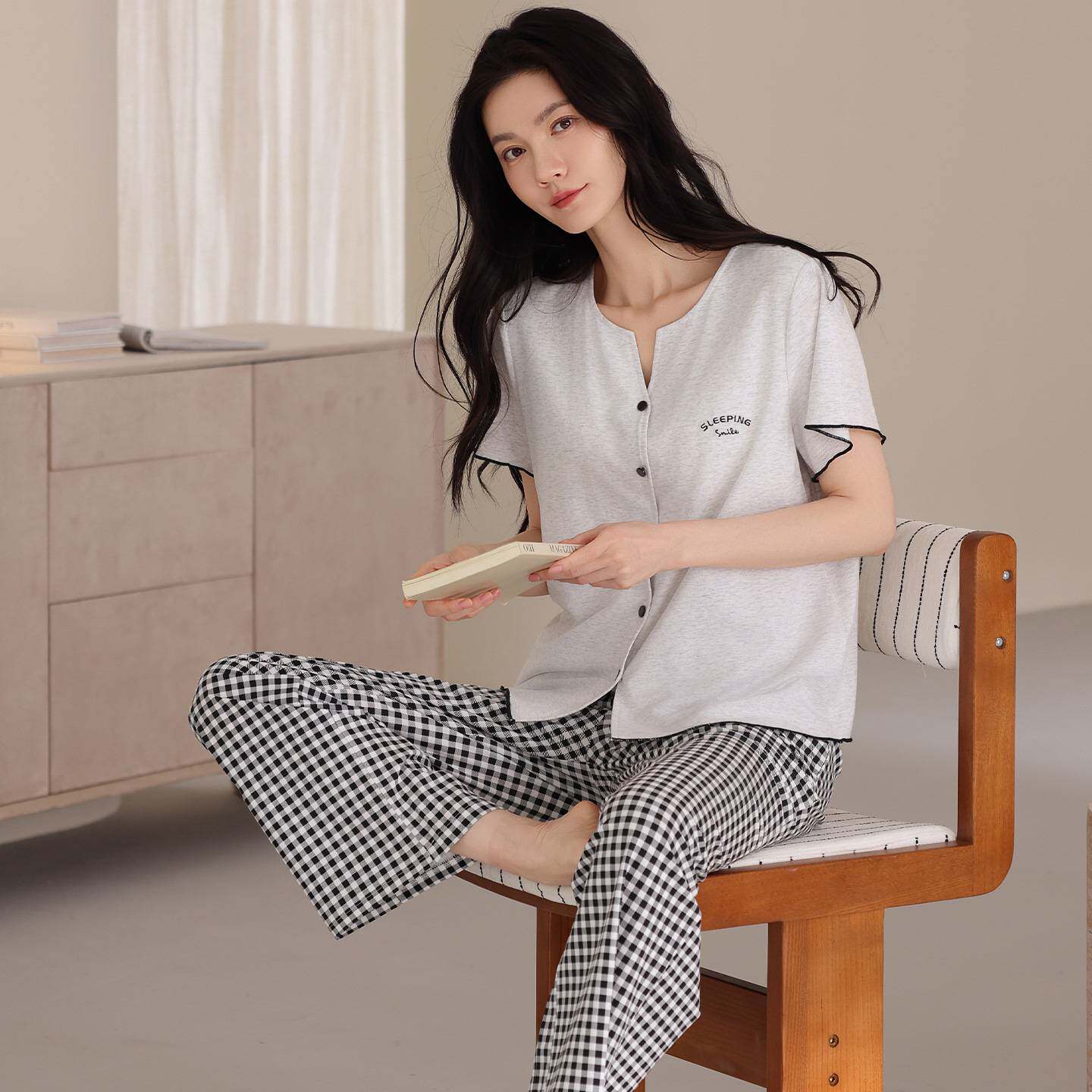 官方正品睡衣女款带胸垫2026新款春夏季纯棉短袖长裤高级感格子家