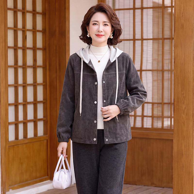 官方正品中老年女装休闲夹克显瘦上衣2026新款妈妈装春秋季连帽牛