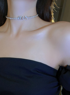 字母min项链女轻奢小众颈链