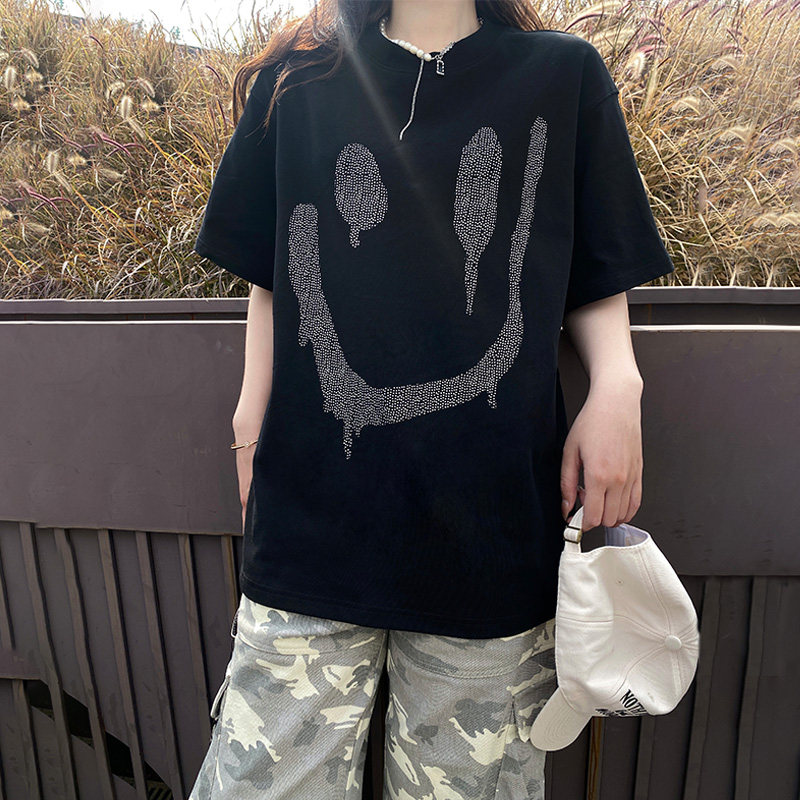 Shansu女款短袖纯棉慵懒风落肩设计宽松版型黑色烫钻笑脸纯棉T恤