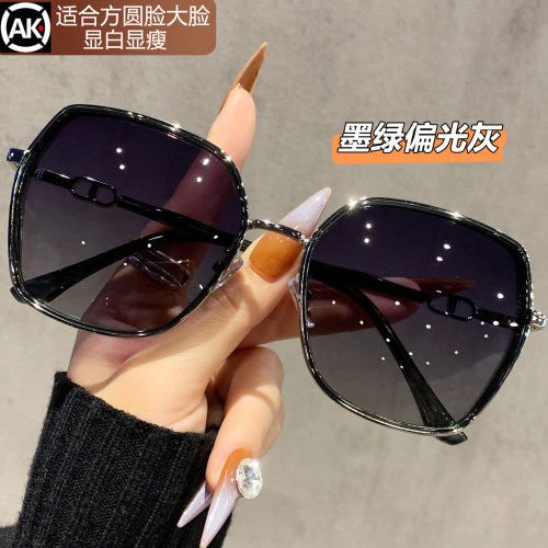墨镜女2026新款高级感适合方圆脸