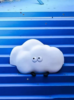 户外厂家玻璃钢卡通云朵雕塑