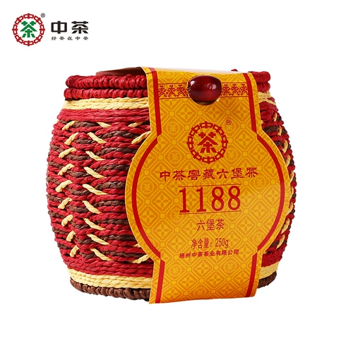 中茶 Wuzhou Cellar Six Castle Tea 1188 Black Tea Tea Tea Платье 250 г чай COFCO