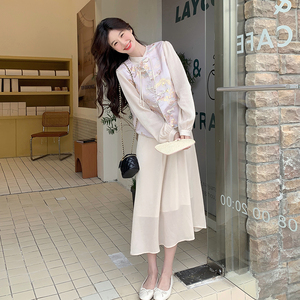 新中式盘扣提花马甲连衣裙女2024年秋季新款温柔风气质图片