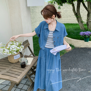 独特松弛感淡人牛仔衬衫套装女夏季2025新款条纹吊带半身裙三件套图片
