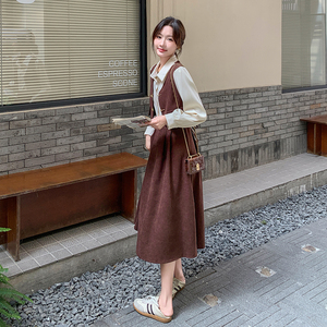 美拉德穿搭咖色衬衫连衣裙女春秋2025年新款轻熟风长裙假两件套装图片