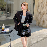 黑色高级感蝴蝶印花西装套装女2025春季新款气质时尚百褶裙两件套，女装套装/套裙，象礼