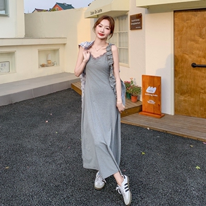 设计感条纹防晒翻领衬衫套装淡人穿搭2025夏季松弛感吊带裙两件套图片
