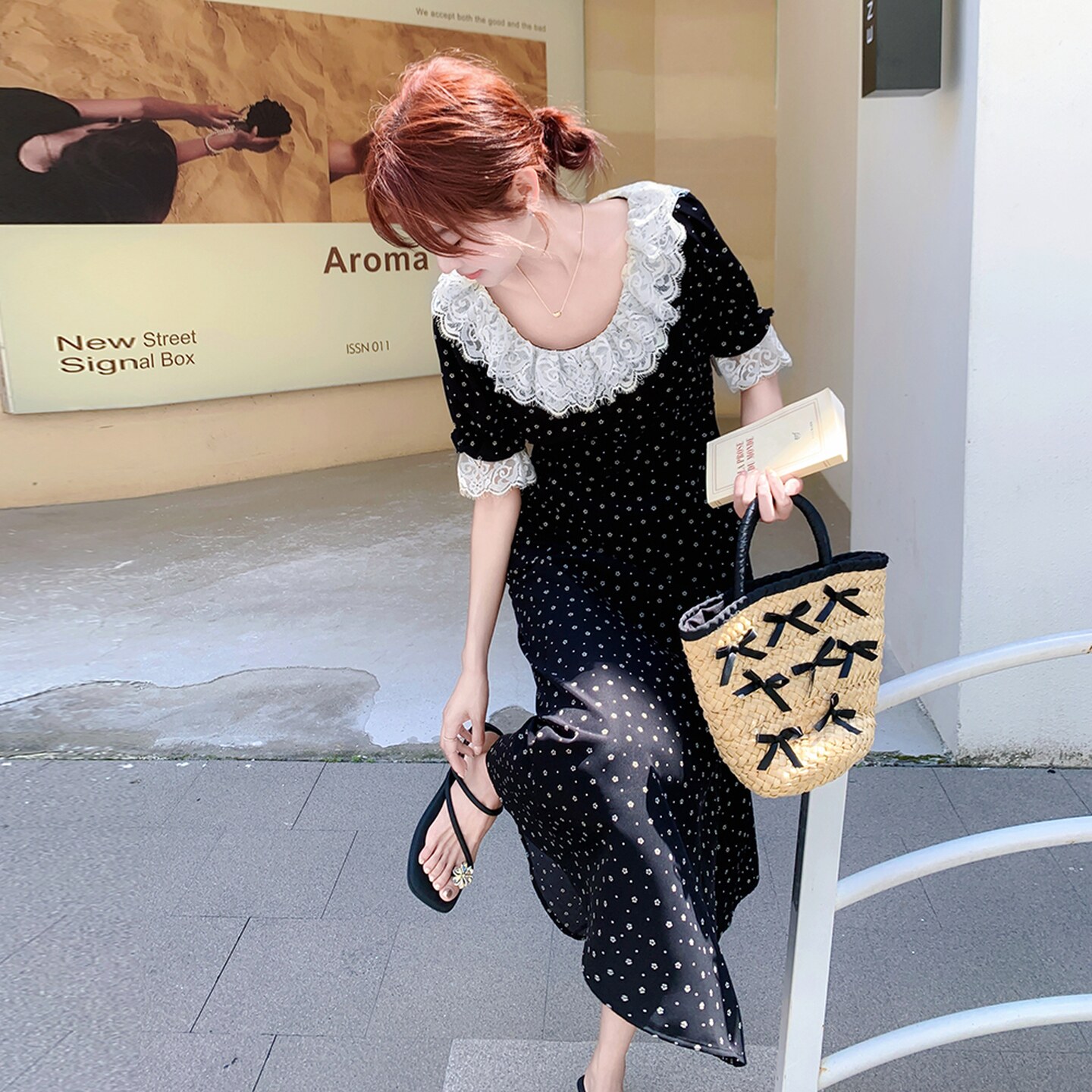 赫本风气质蕾丝拼接领口连衣裙女夏季2025年法式气质淡人碎花长裙，女装连衣裙，浙宝131