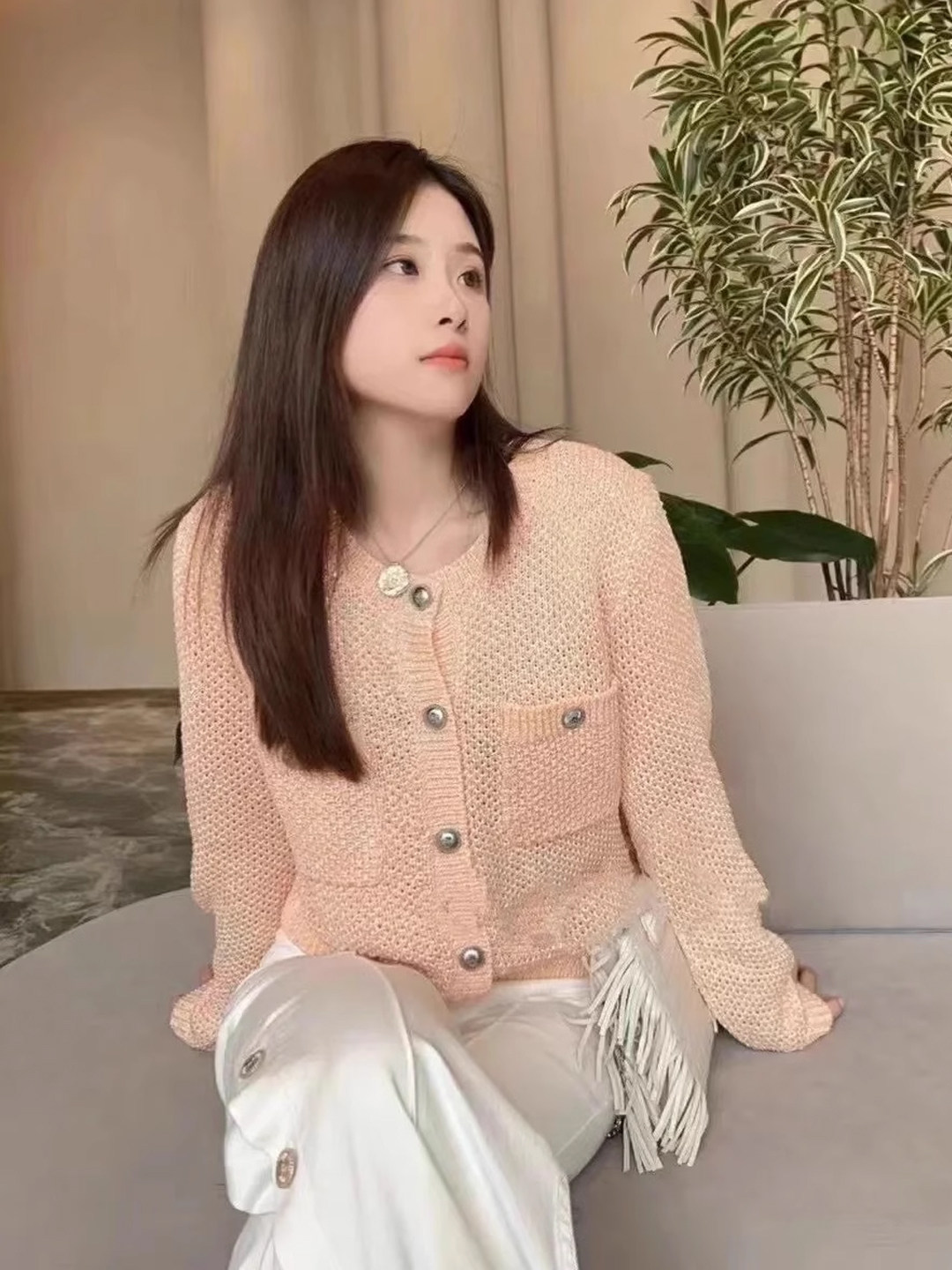 光泽感桔色针织开衫上衣