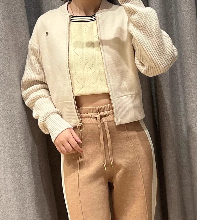 棒球领拉链针织弹力外套