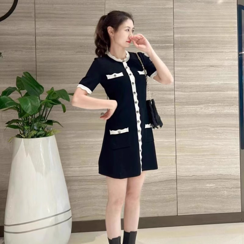 2024早春新款女装法式撞色短款针织连衣裙MFPRO03412