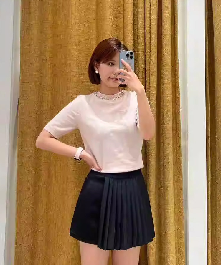 女装时尚甜美粉色饰钻针织T恤