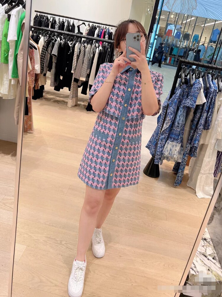 牛仔拼接花呢法式连衣裙