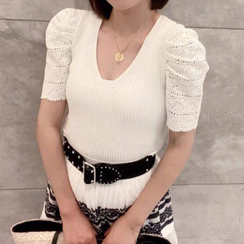 螺纹镂空中袖v领针织上衣