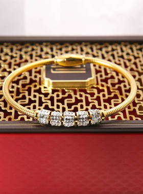 钛钢不掉色满钻磁吸扣转运手镯