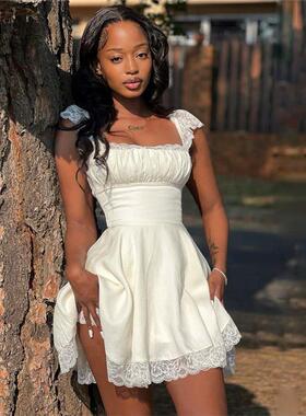 过渡性感ZONE黑色绑带收腰方领连衣裙ins蕾丝花边百褶小短裙夏季