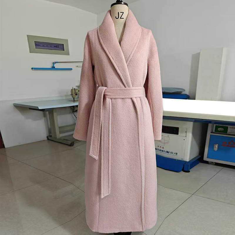 加厚羊驼绒阿尔巴卡收腰高端带里衬白色长款大衣超保暖毛呢外套女