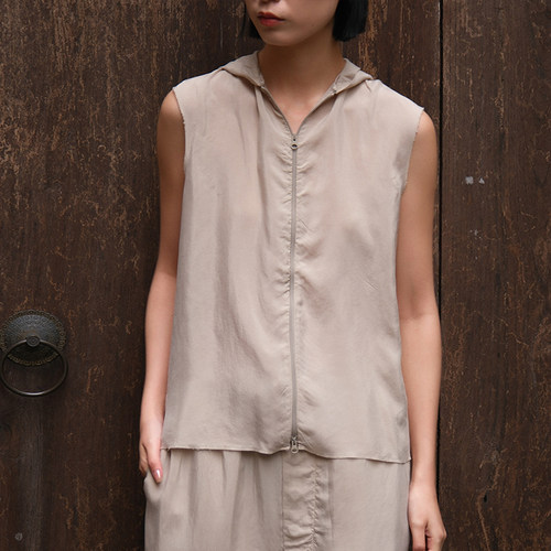 【SALE】Gabriela coll garments 铜氨丝连帽上衣