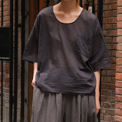 inLESS | Elsa Esturgie portrait t-shirt 纯棉T恤