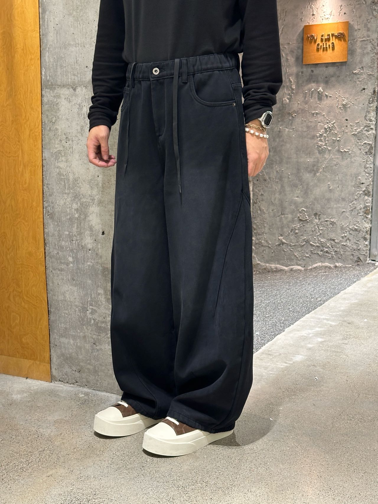 硬核型男冬季加绒加厚潮流洗水做旧弯刀裤香蕉裤阔腿裤牛仔裤男