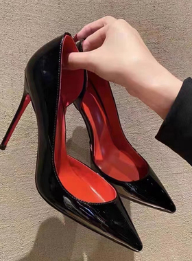 LASANYE1949 cl红底高跟鞋红内里浅口露趾沟侧空尖头细跟黑色漆皮