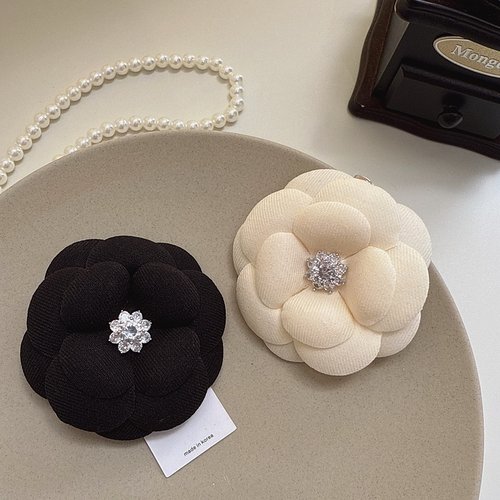 复古法式小香风山茶花胸花