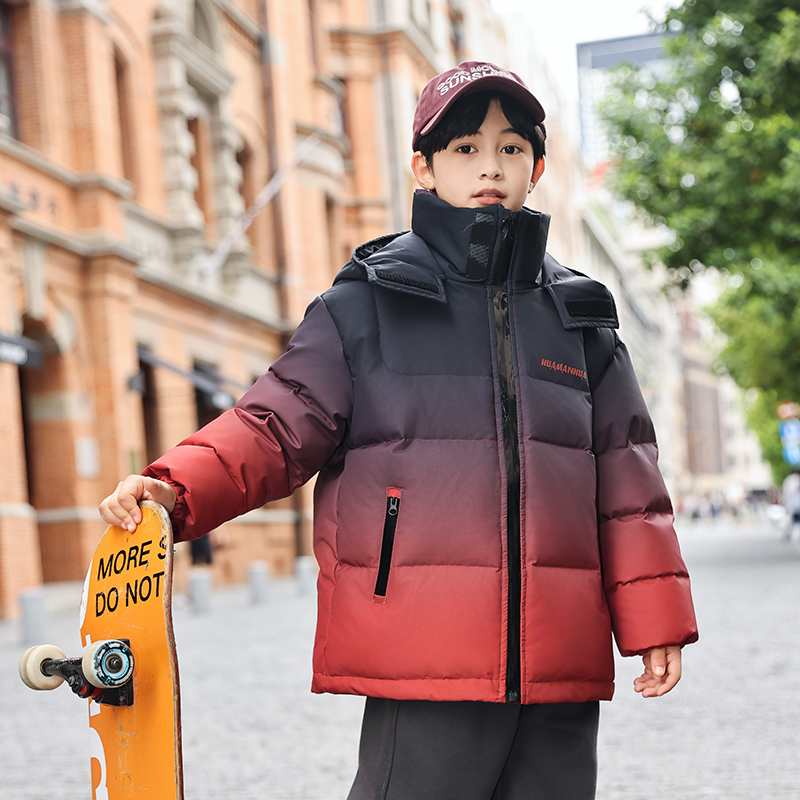 男童渐变羽绒服加厚中长款