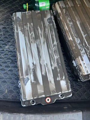 南京回收微宏5p14s，江苏回收客车电瓶，常州回收中通客车锂电瓶