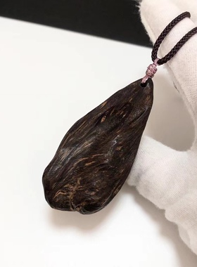 D862# 天然达拉干虫漏沉香随形大吊坠 黑油老料珍藏款锁骨链